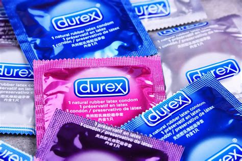 Fafanje brez kondoma Spolni zmenki Kambia